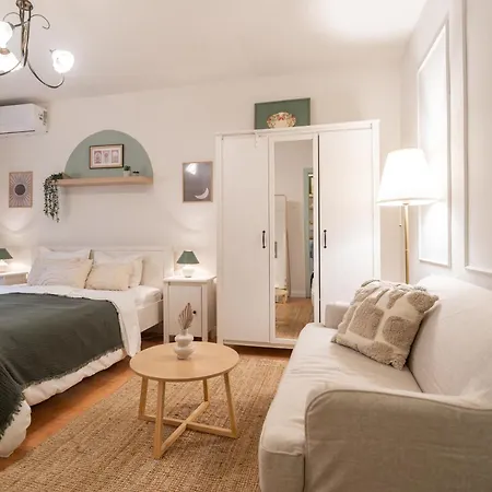 Apartman Fjaka - By Hoxilis