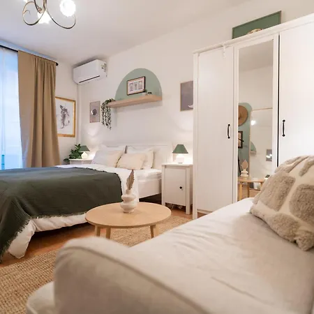 Apartmán Fjaka - By Hoxilis Zadar