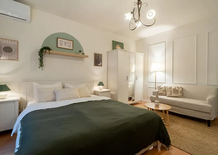 Apartman Fjaka - By Hoxilis *